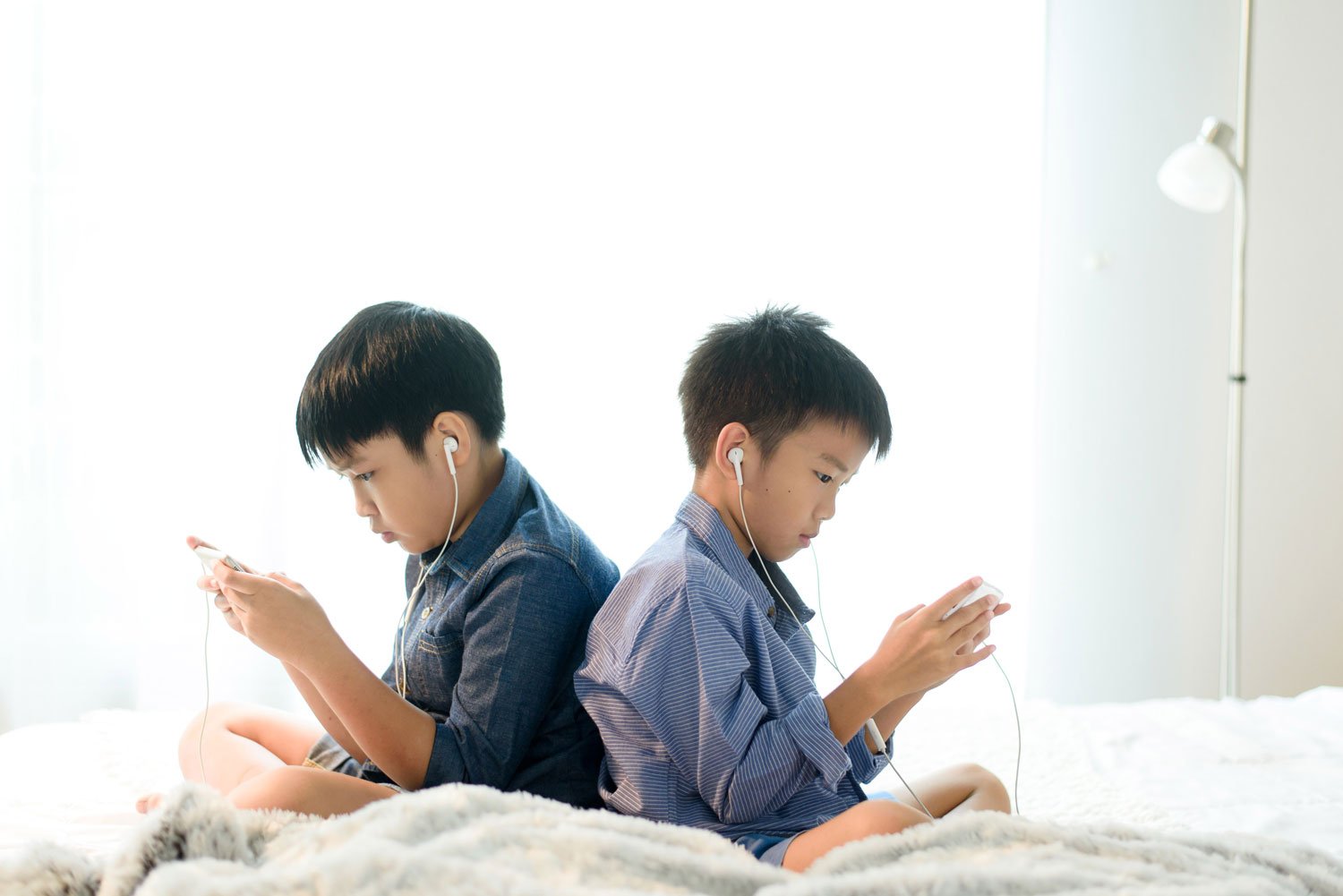 5 Dampak Negatif HP Bagi Anak Usia Dini dan Perkembangannya 4 Cara Persiapkan Dana Home Schooling Bagi Buah Hati